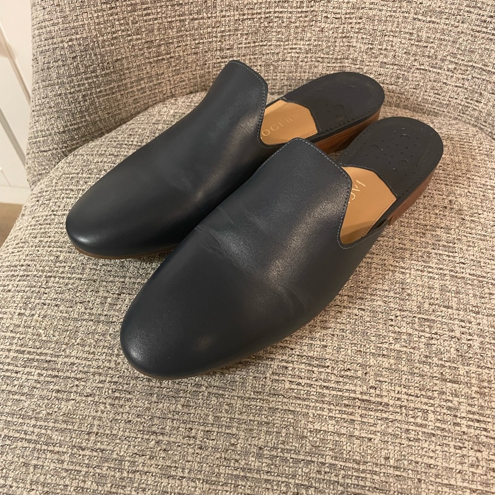 Jack Rogers Navy Women's Mules